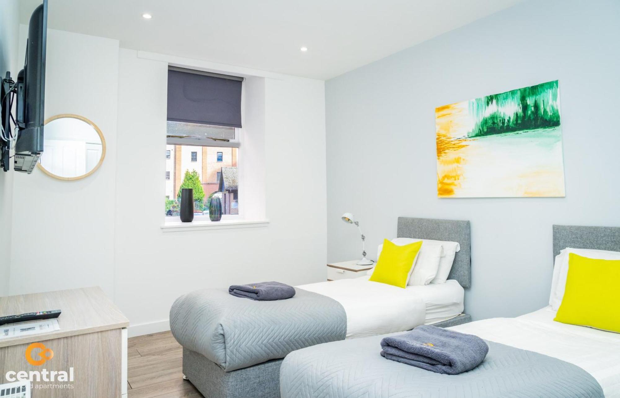Central Serviced Apartments: Cozy 2-Bedroom Near City Centre & Transport Dundee Exterior photo