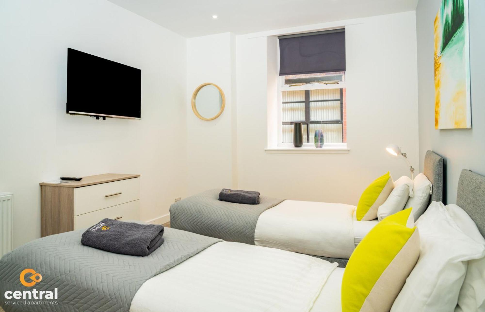 Central Serviced Apartments: Cozy 2-Bedroom Near City Centre & Transport Dundee Exterior photo